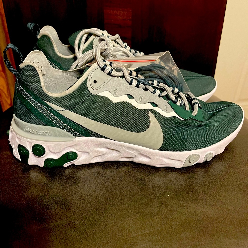 Brand New Mens Nike react element 55 Michigan state size 8 no Box